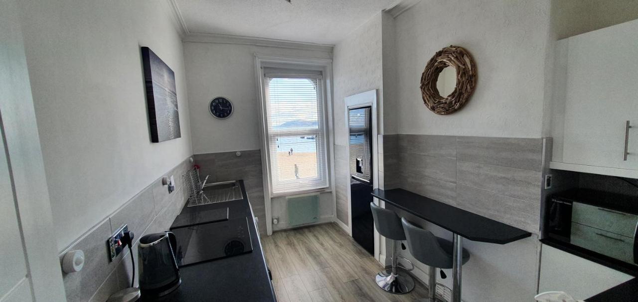 Rhôs-on-Sea Harbour View 아파트 외부 사진