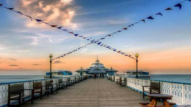 Rhôs-on-Sea Harbour View 아파트 외부 사진