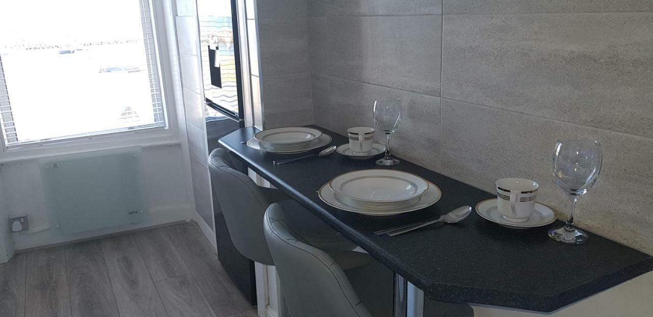 Rhôs-on-Sea Harbour View 아파트 외부 사진