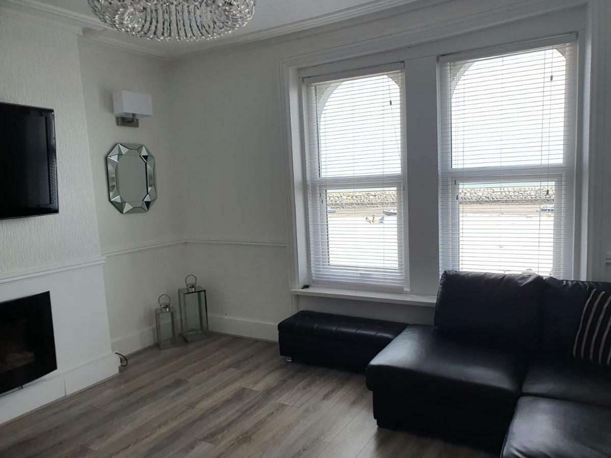 Rhôs-on-Sea Harbour View 아파트 외부 사진