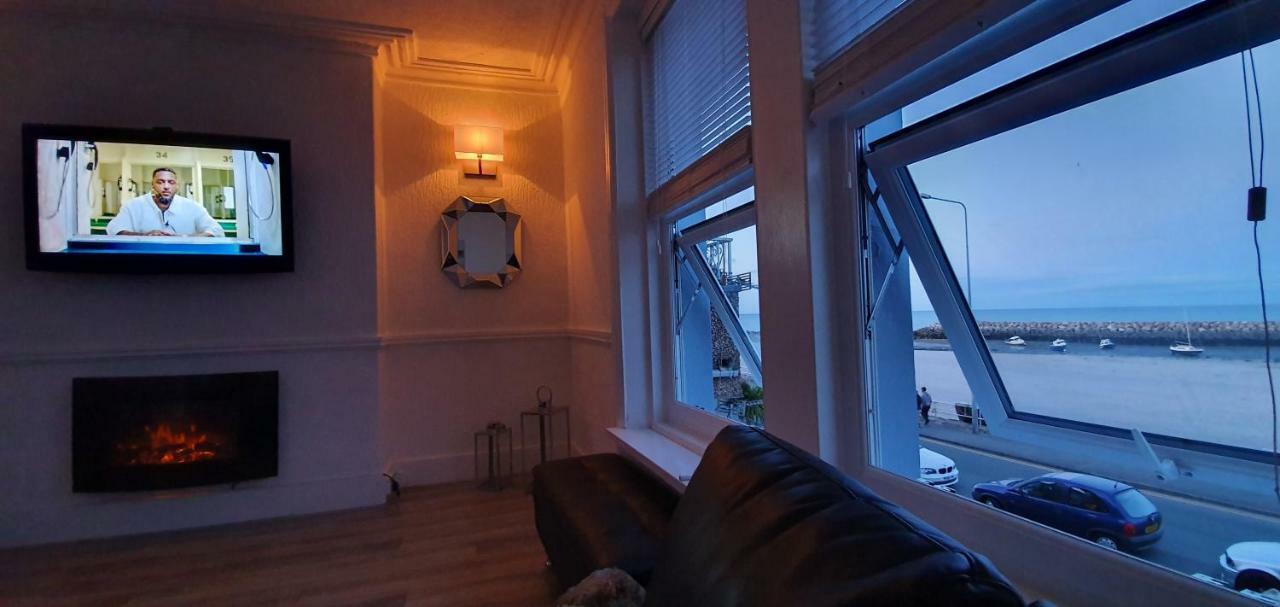 Rhôs-on-Sea Harbour View 아파트 외부 사진