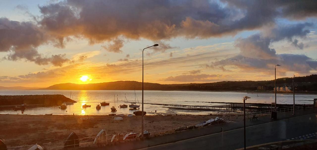 Rhôs-on-Sea Harbour View 아파트 외부 사진